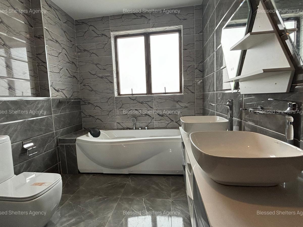 4 Bed Villa with En Suite in Kiambu Road - 14