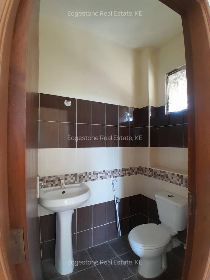 2 Bed Apartment with En Suite in Mtwapa - 3
