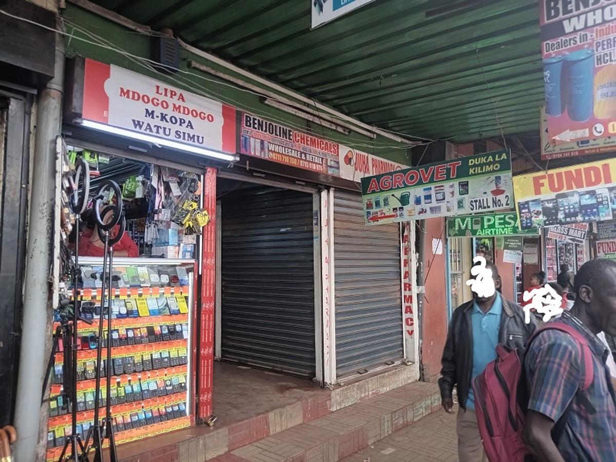 117 ft² Shop with Backup Generator in Nairobi CBD - 3