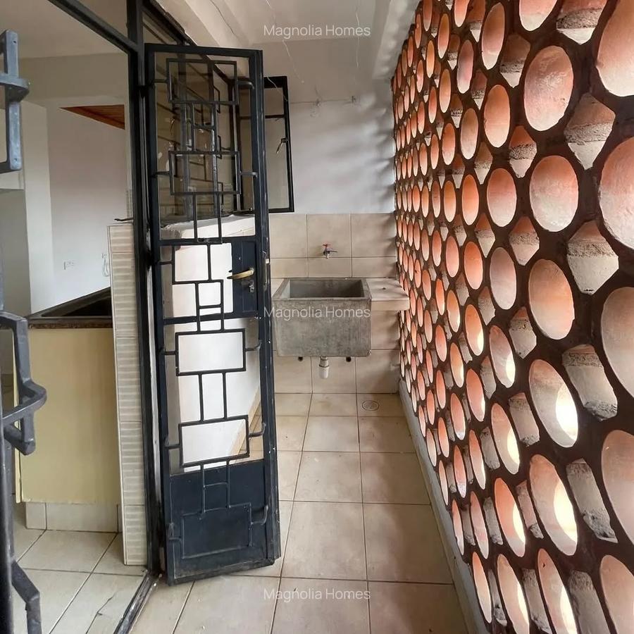 1 Bed Apartment in Lavington - 6