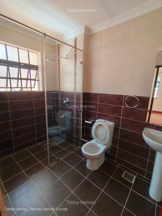 4 Bed Townhouse with En Suite at Off Convent Drive - 16