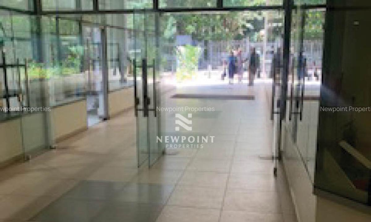 Office with Backup Generator in Upper Hill - 1