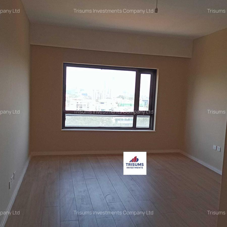 2 Bed Apartment with En Suite in Riverside - 8