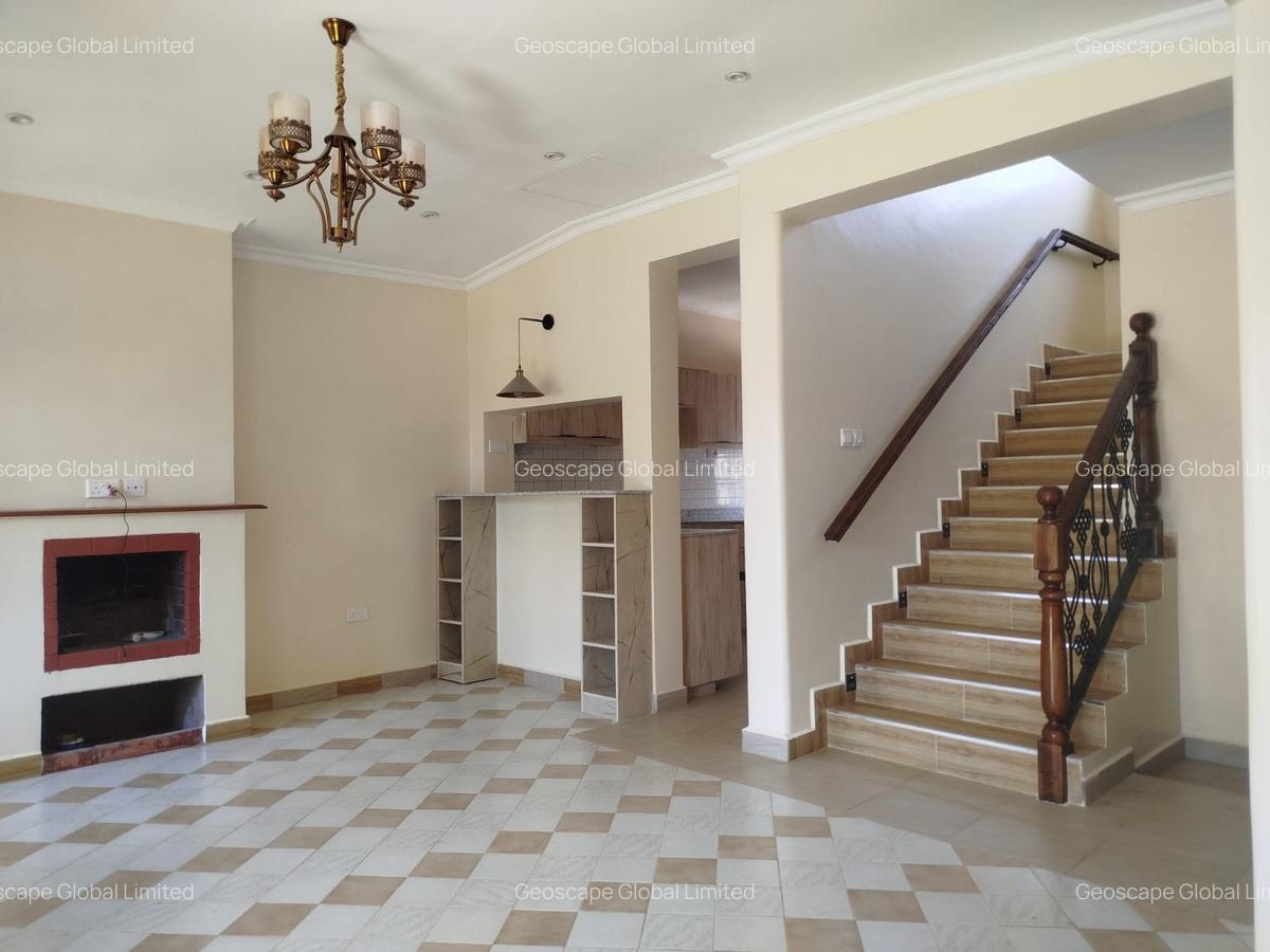 4 Bed House with En Suite in Karen - 2