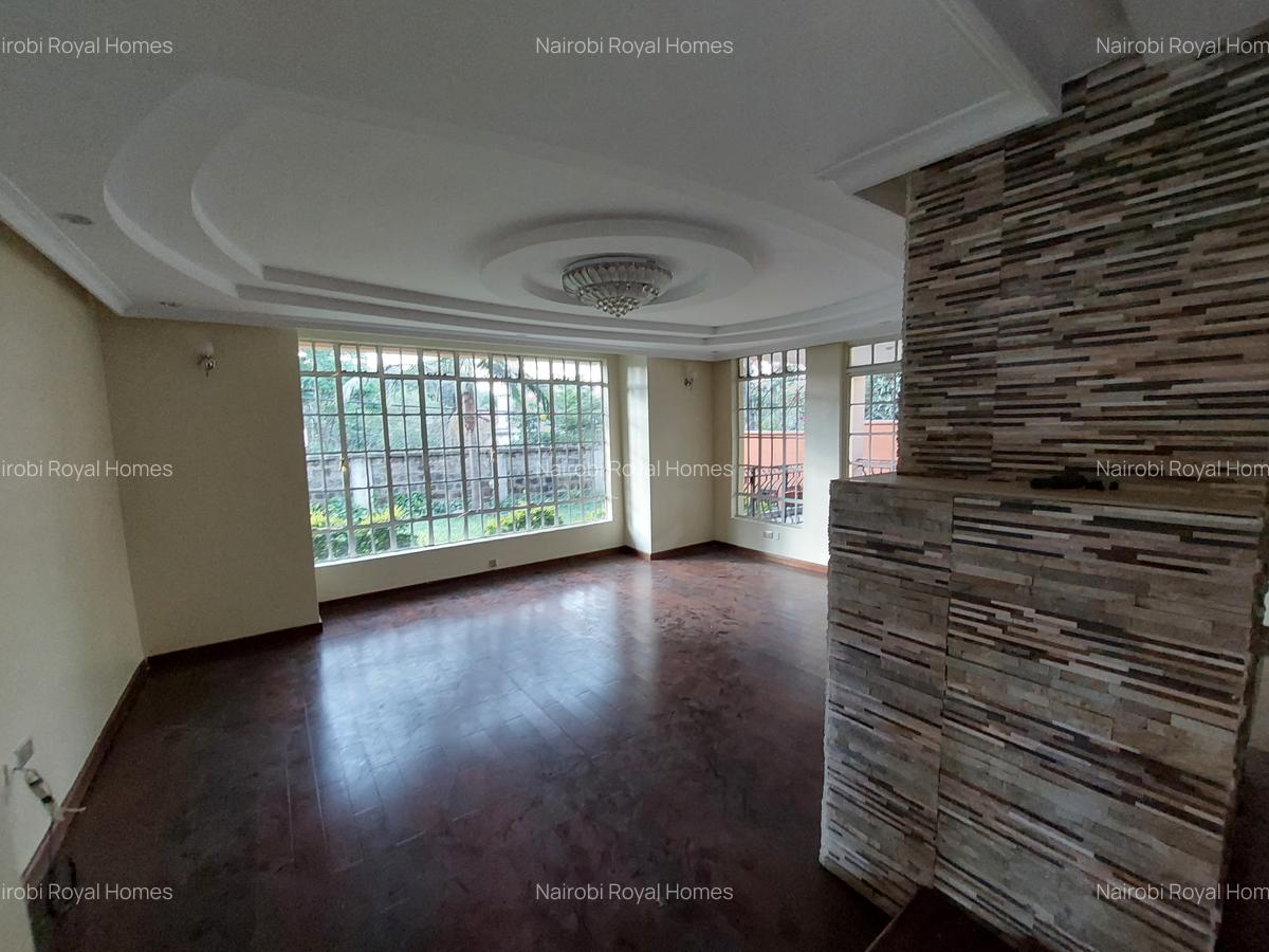 5 Bed Townhouse with En Suite at Convent Drive - 7