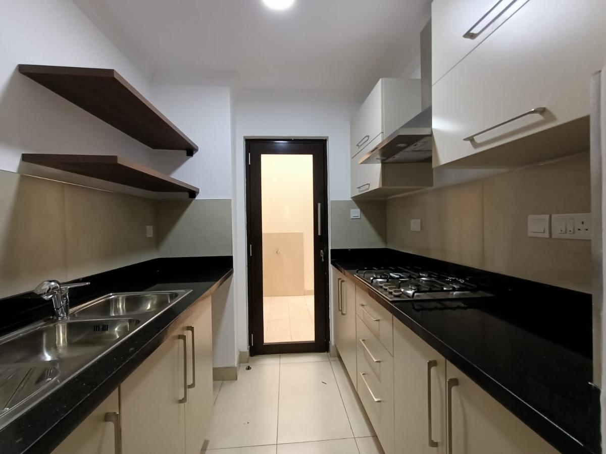 5 Bed Townhouse with En Suite in Lavington - 11