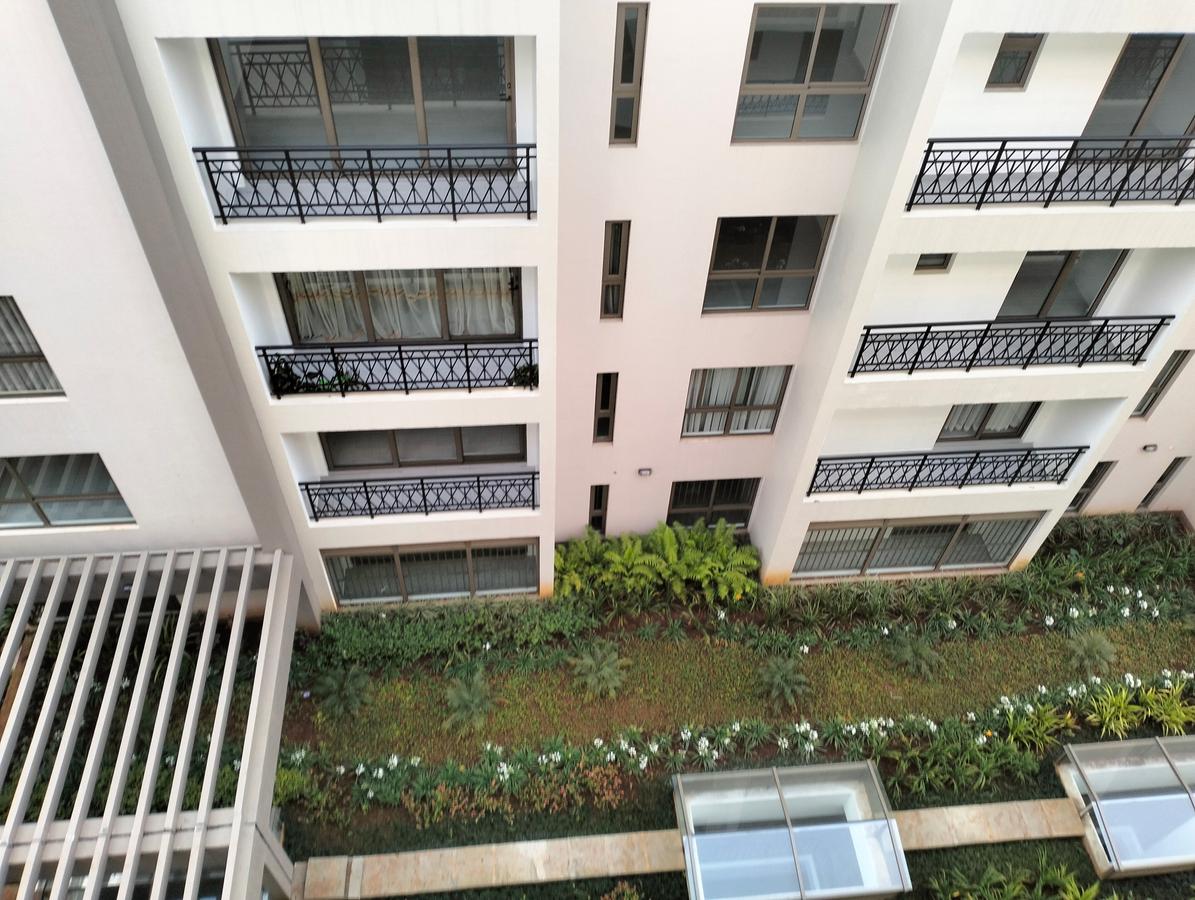 3 Bed Apartment with En Suite in Lavington - 3