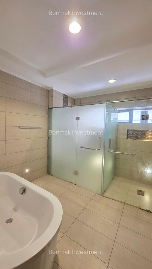 5 Bed Townhouse with En Suite at Mzima Springs. - 20