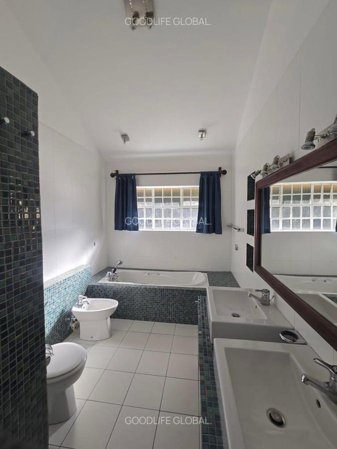 3 Bed House with En Suite at Peponi Road - 9