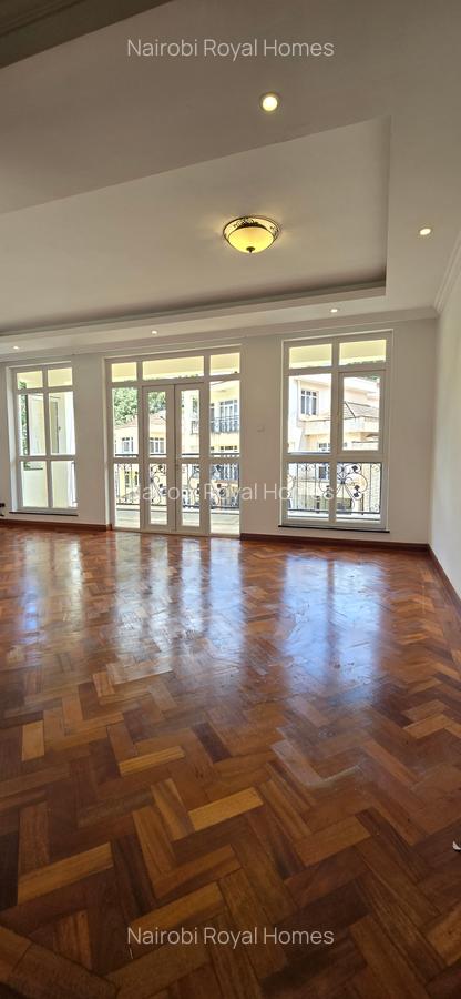 5 Bed Townhouse with En Suite at Lavington Green - 18