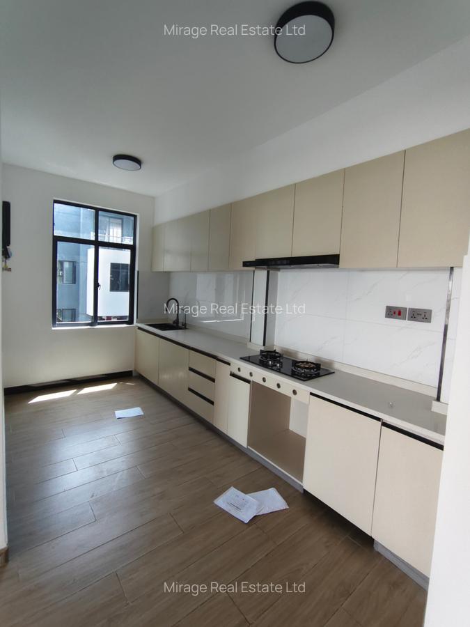 5 Bed Apartment with Swimming Pool in Kilimani - 19