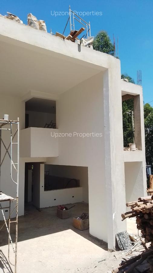 4 Bed Villa with En Suite in Kitisuru - 12