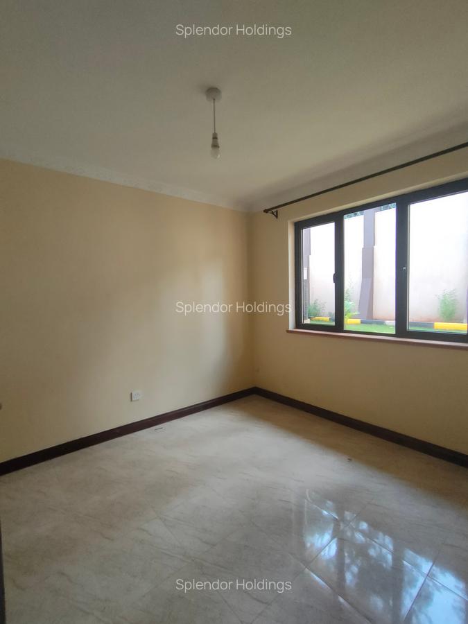 5 Bed Townhouse with En Suite in Lavington - 13