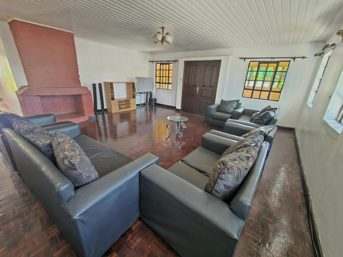5 Bed House with En Suite in Nyari - 8
