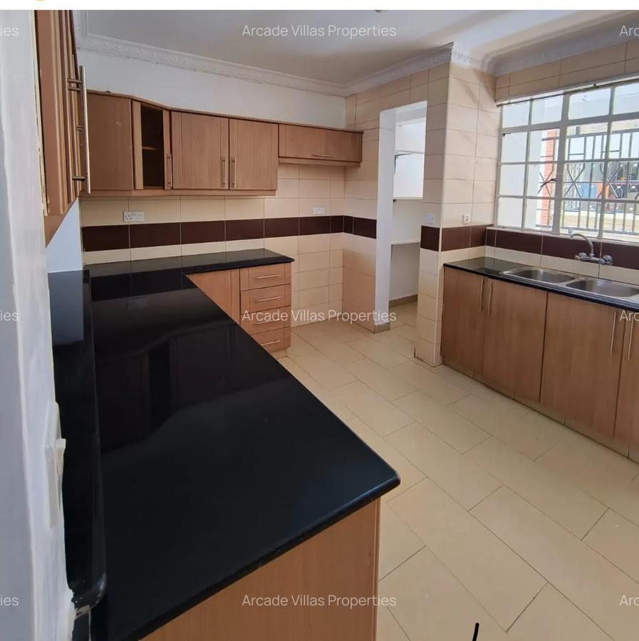 2 Bed Apartment with En Suite in Kileleshwa - 3