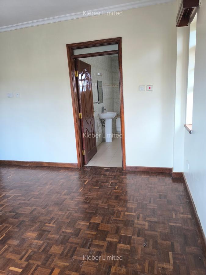 4 Bed House with En Suite at Kiambu - 8