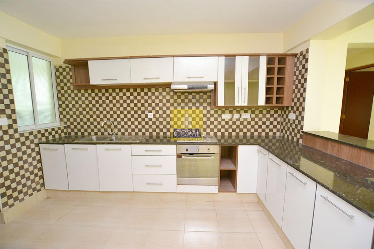 3 Bed Apartment with En Suite in Kileleshwa - 3