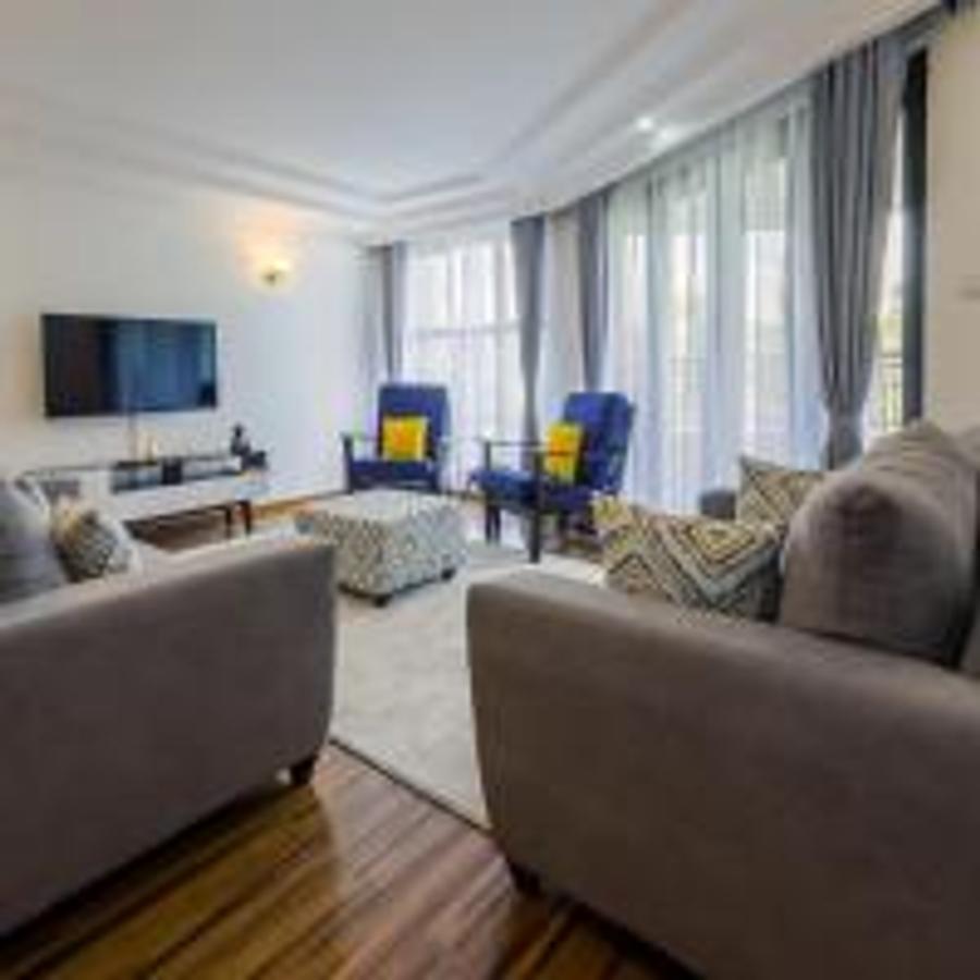 Serviced 4 Bed Apartment with En Suite at Riverside Gardens - 1