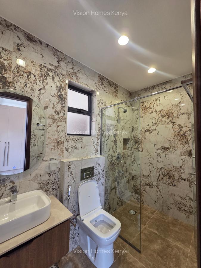 2 Bed Apartment with En Suite in Brookside - 8