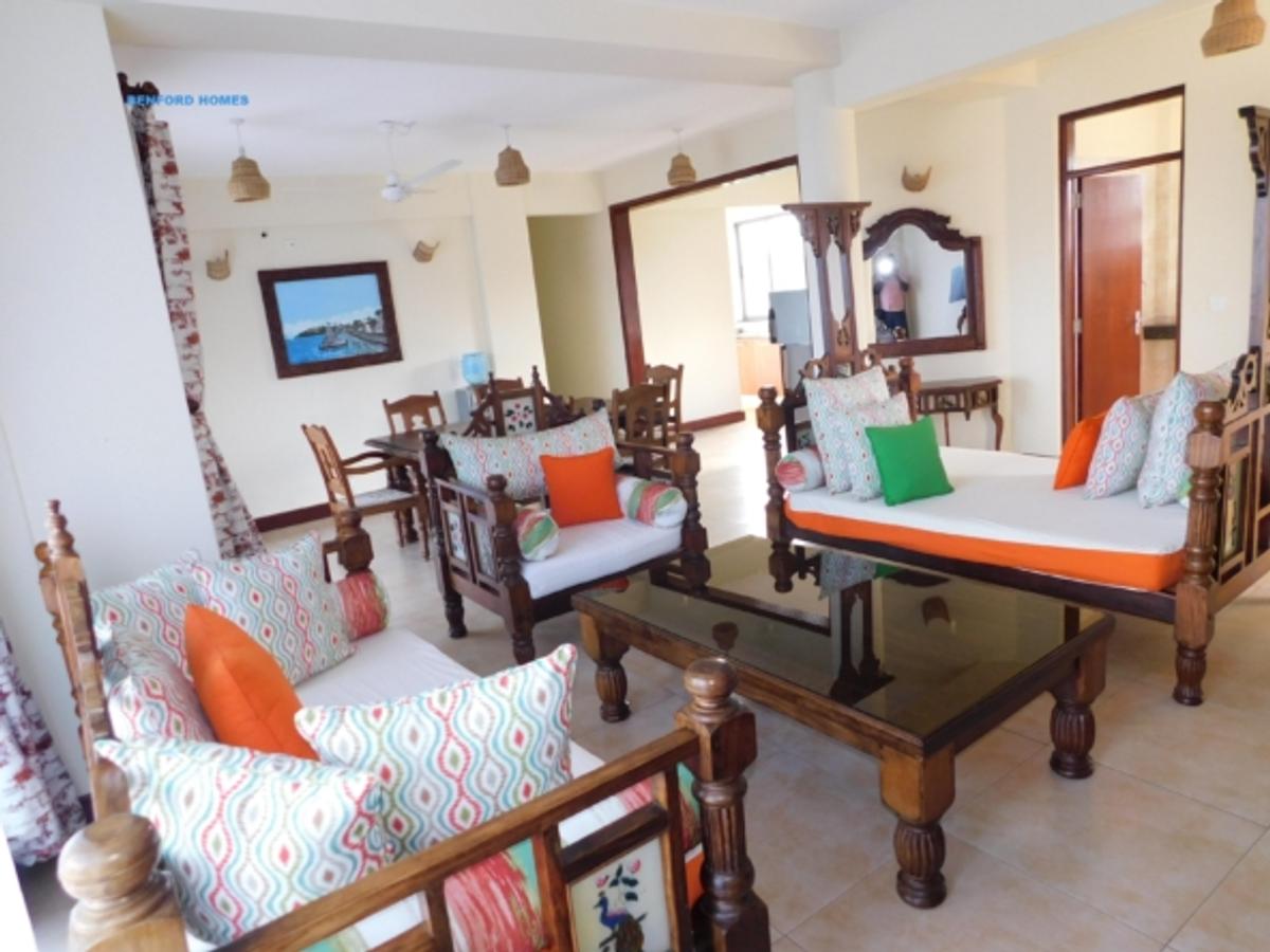 Serviced 3 Bed Apartment with En Suite in Bamburi - 8