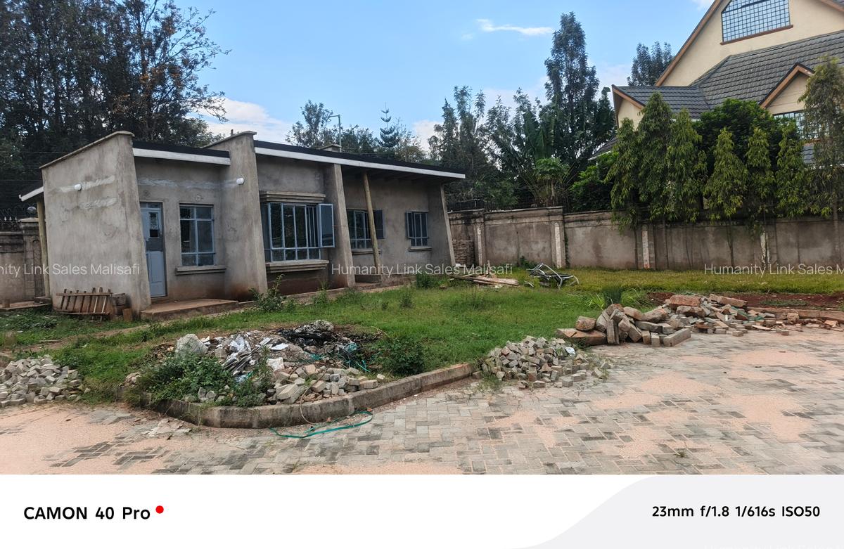 5 Bed Villa with En Suite at Safari Park Avenue - 5