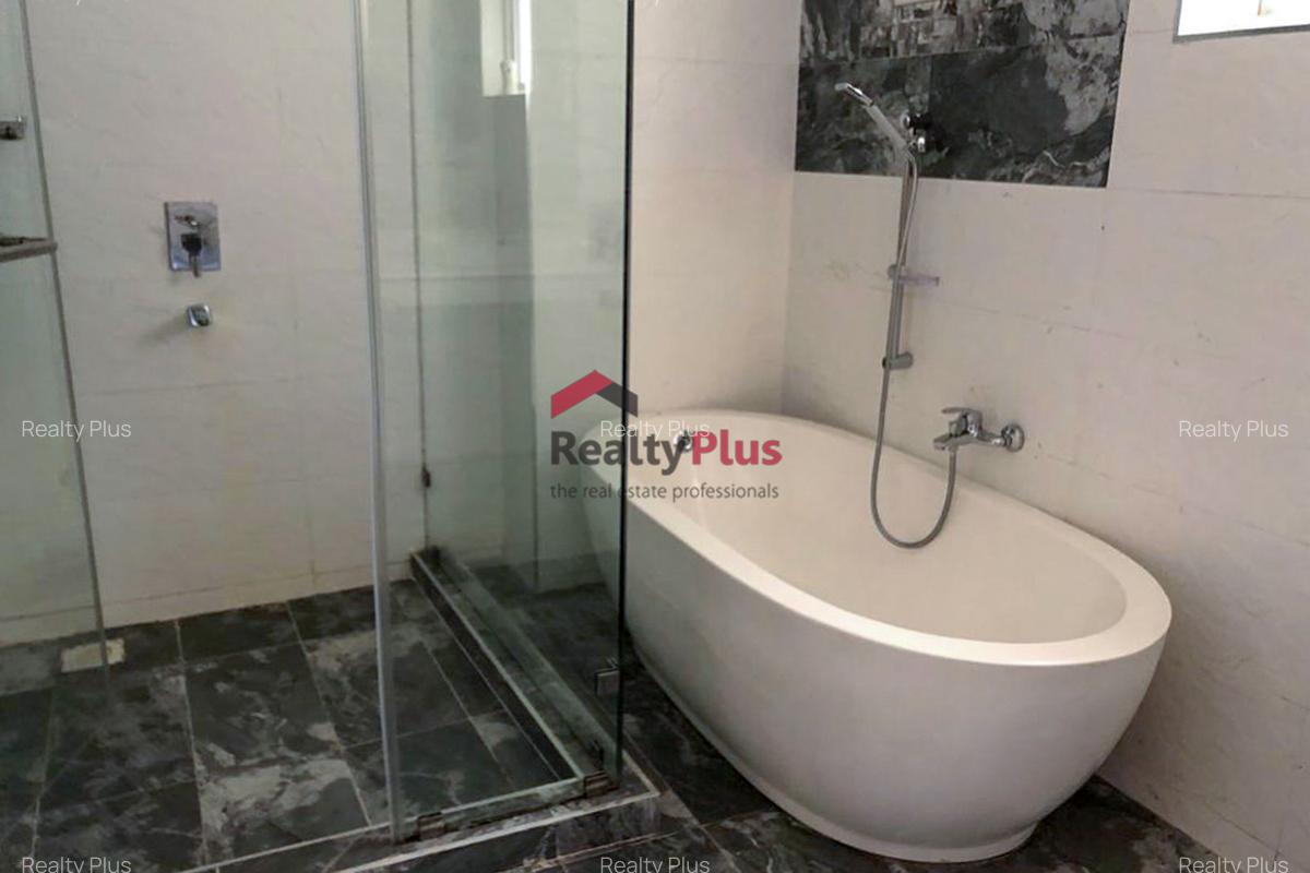 4 Bed Apartment with En Suite in Westlands Area - 6