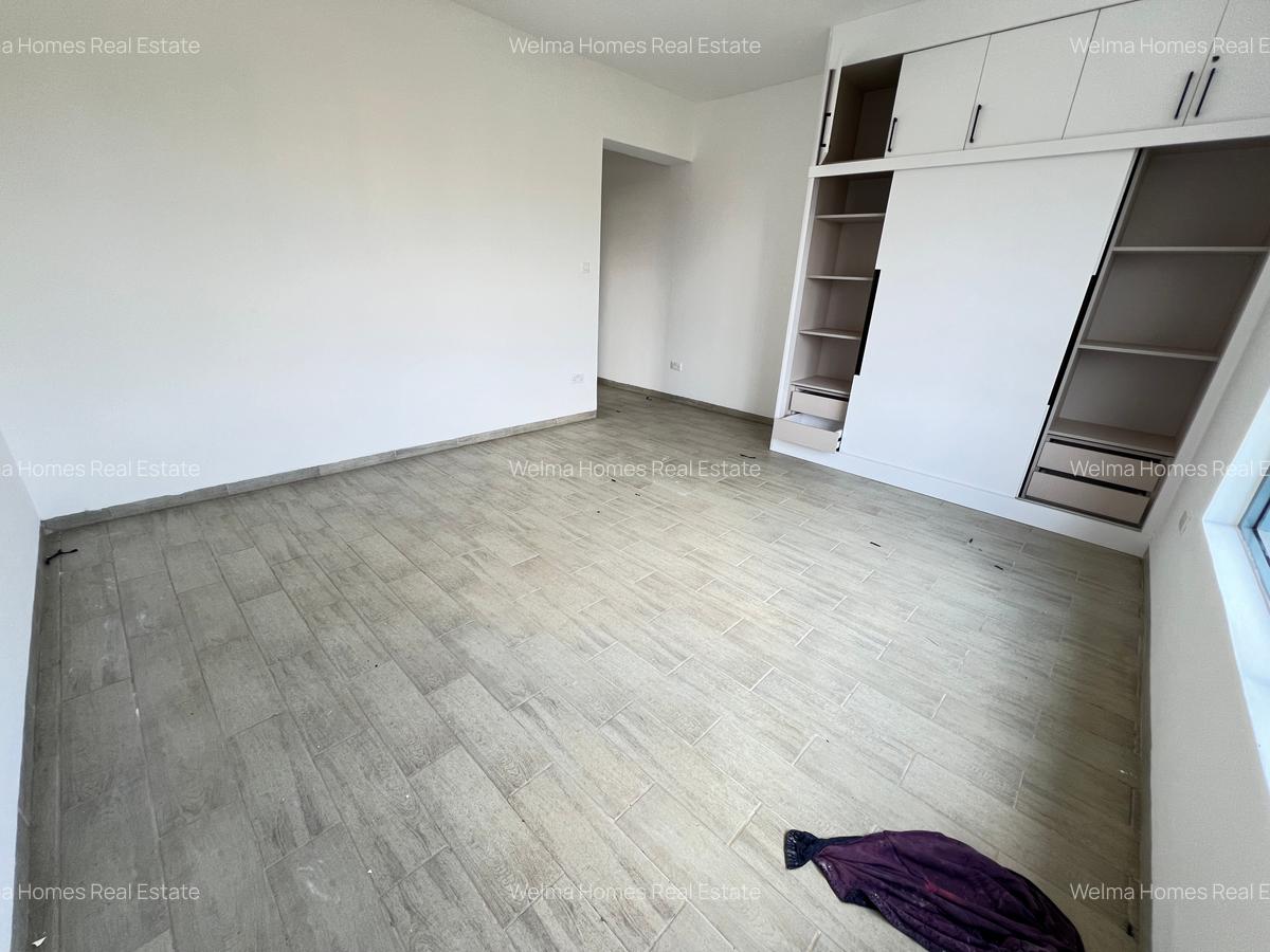 3 Bed Apartment with En Suite in Lavington - 11