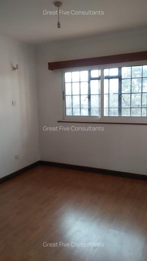 5 Bed Villa with En Suite in Runda - 8