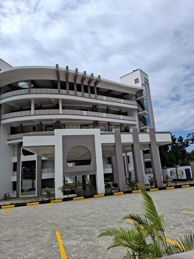 Serviced 2 Bed Apartment with En Suite at Nyali Mombasa - 5