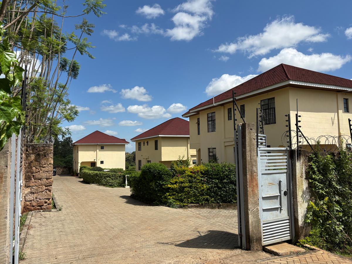 4 Bed Villa with En Suite in Kiambu Road - 10