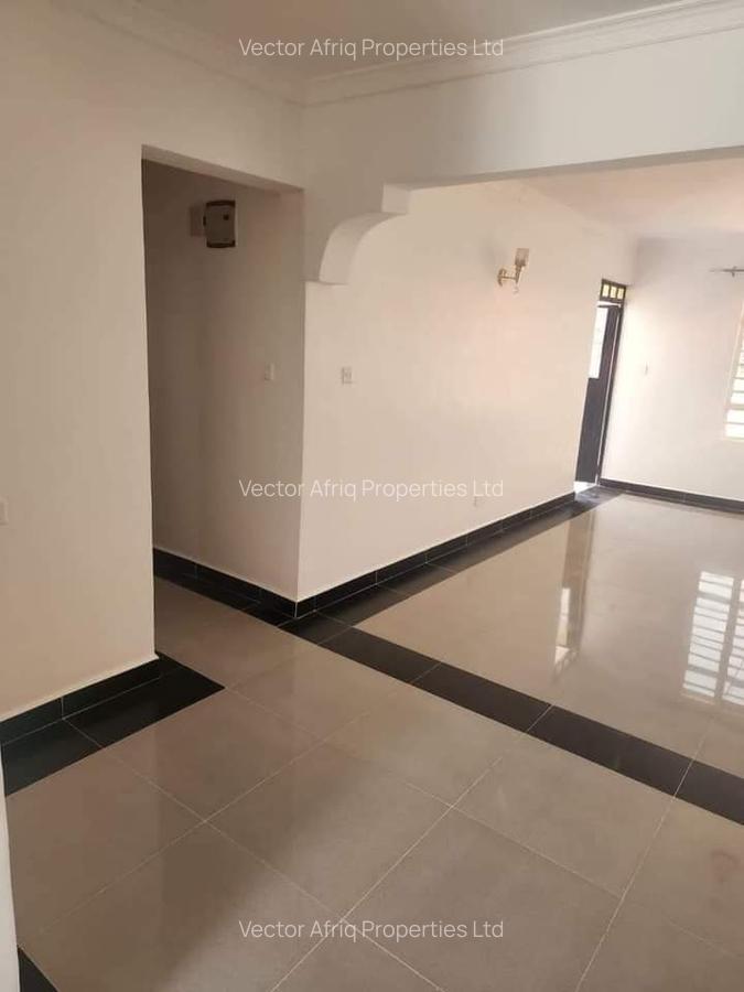 3 Bed House with En Suite at Acacia - 11