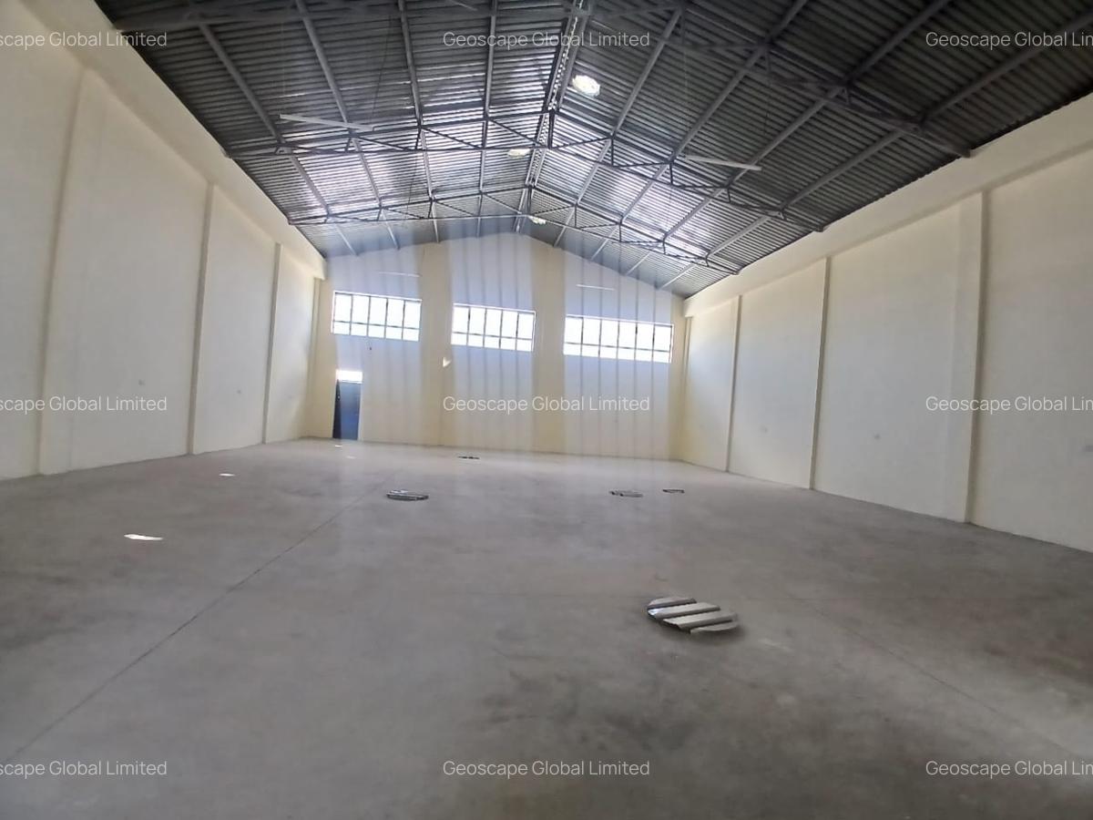 3,600 ft² Warehouse with Parking in Ruiru - 2