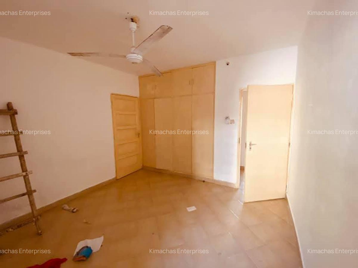 2 Bed Apartment with En Suite at 1St Avenue Nyali - 6