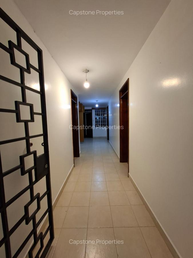 3 Bed Apartment with En Suite in Westlands Area - 4