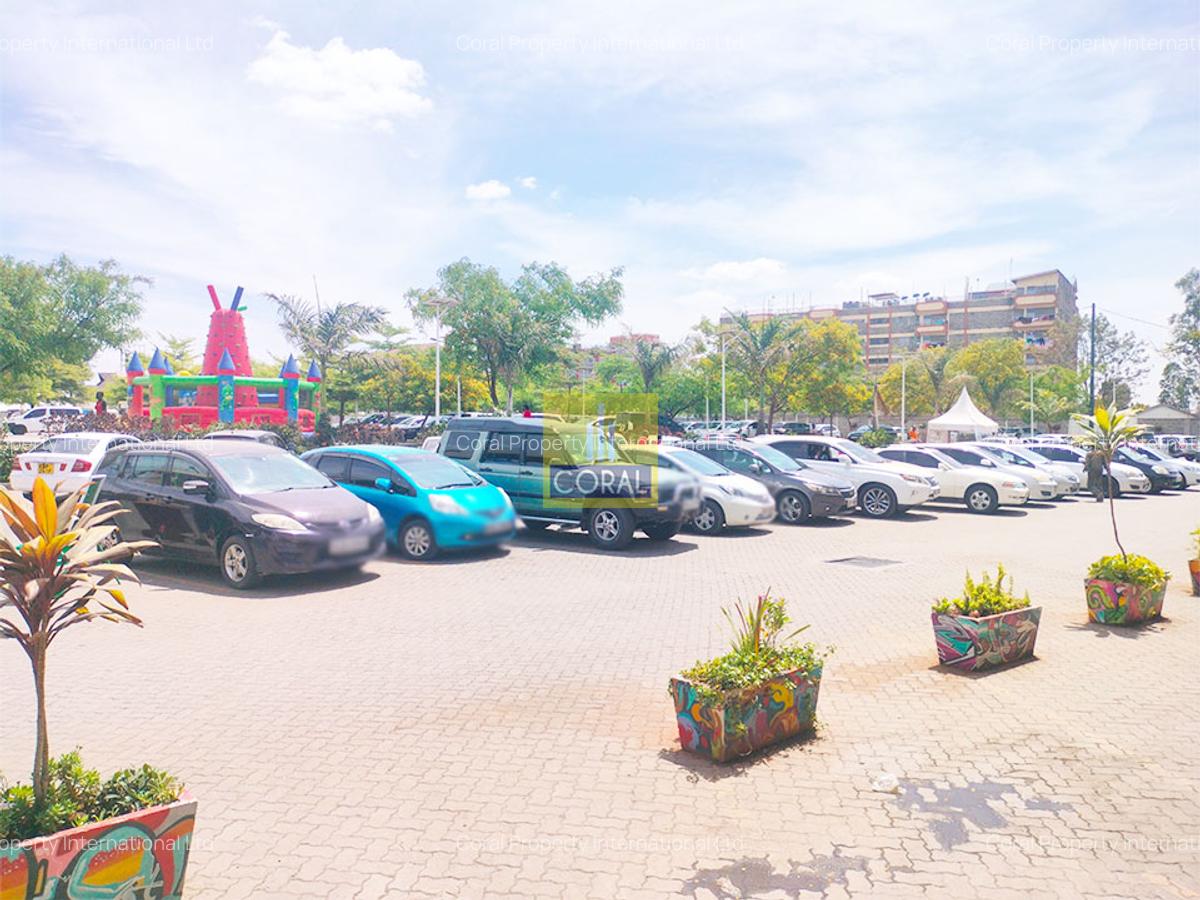 Warehouse with Parking in Jogoo Road - 14