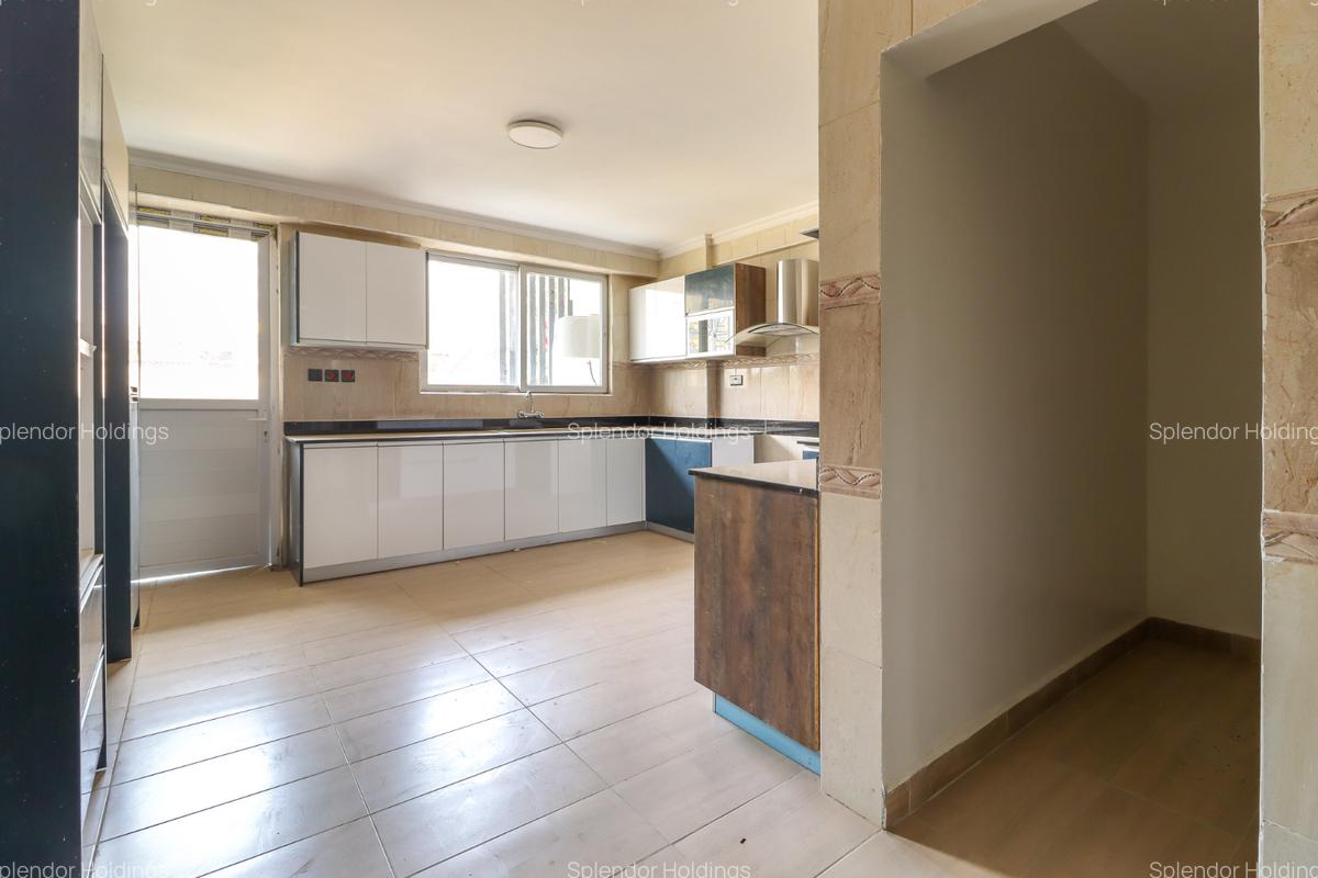 5 Bed Apartment with En Suite in Kilimani - 5