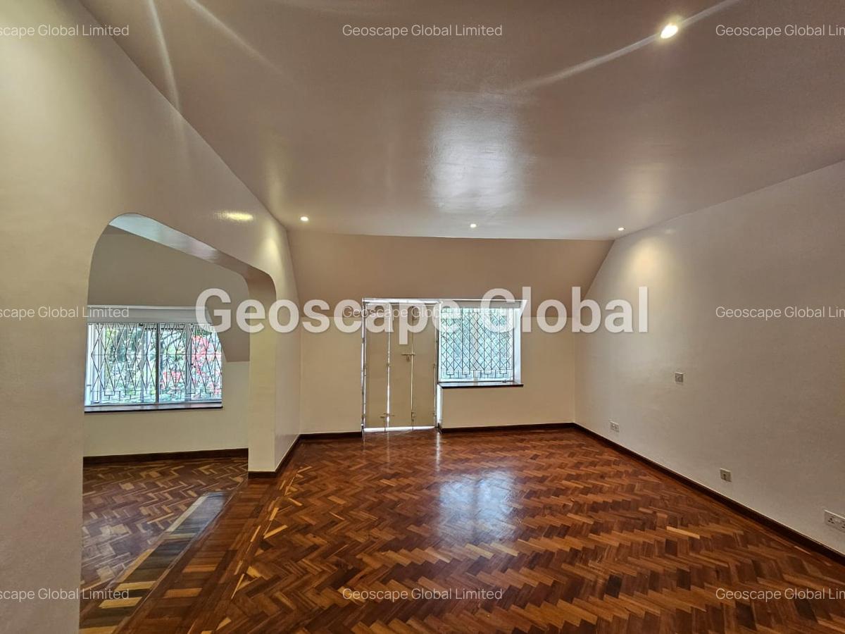 4 Bed House with En Suite in Muthaiga - 5