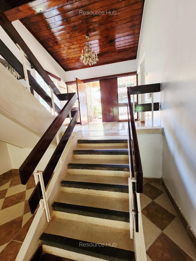 4 Bed House with En Suite at Nyari - 11