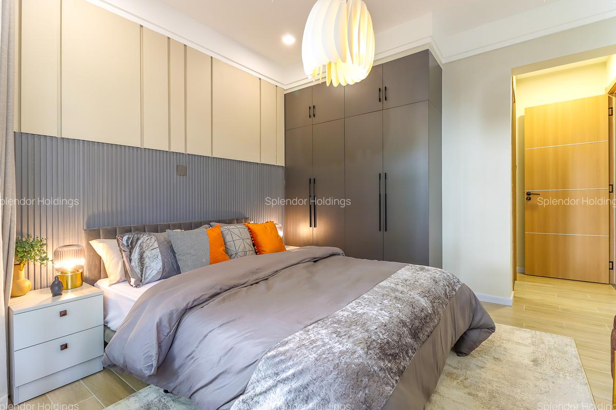 2 Bed Apartment with En Suite in Lavington - 11