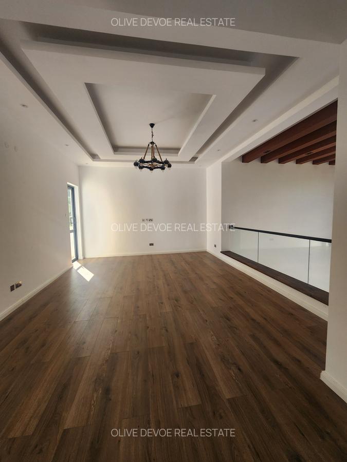 5 Bed Villa with En Suite in Lavington - 10