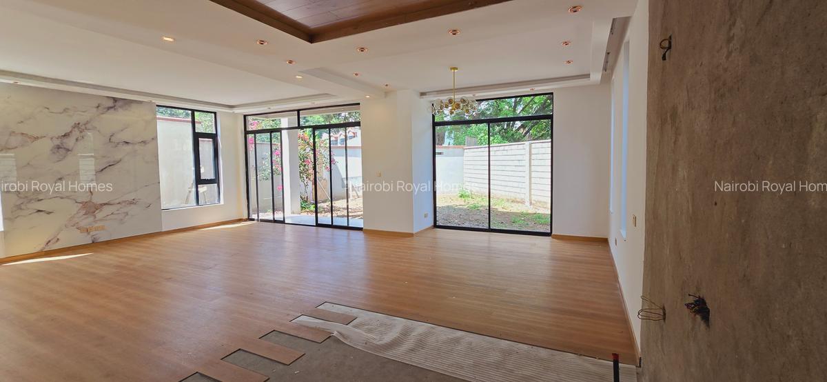 5 Bed Townhouse with En Suite at Lavington Green - 5