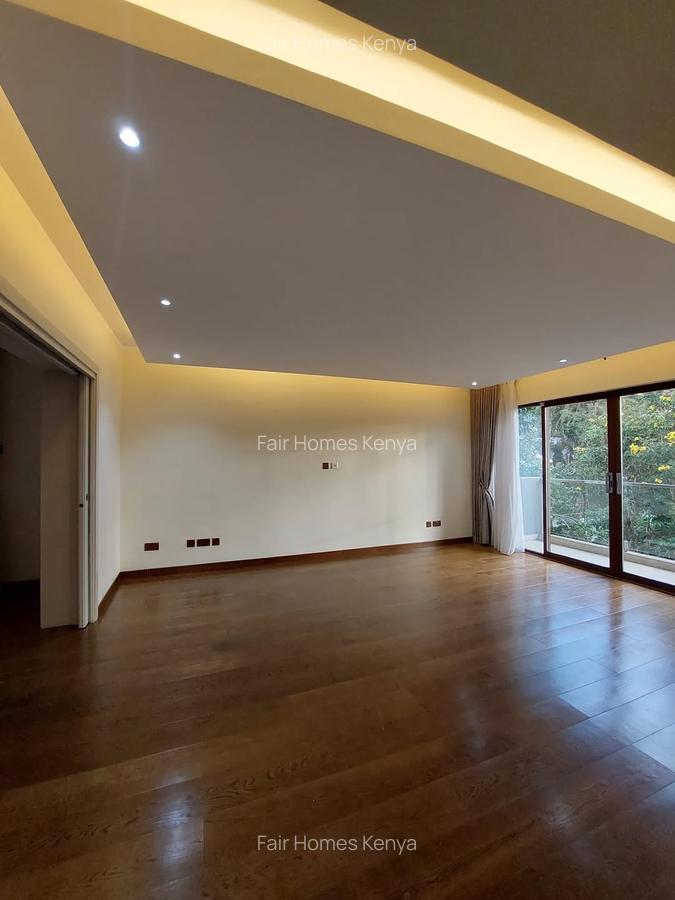 5 Bed Townhouse with En Suite at Convent Drive - 15