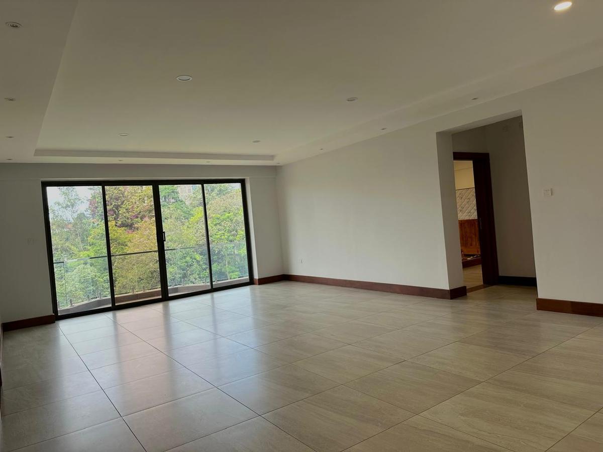 3 Bed Apartment with En Suite at Westlands - 8