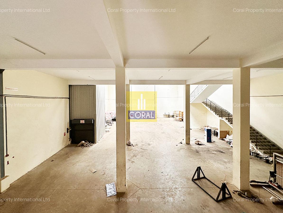 10,700 ft² Warehouse in Ruiru - 11