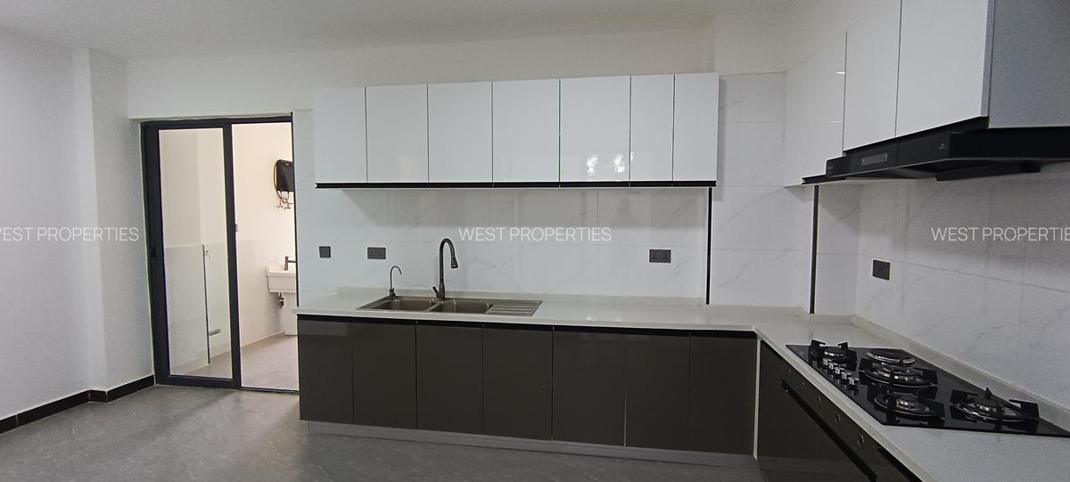 3 Bed Apartment with En Suite in Kileleshwa - 5