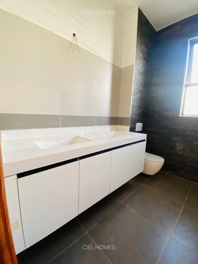 4 Bed Villa with En Suite at Njathaini Road - 20