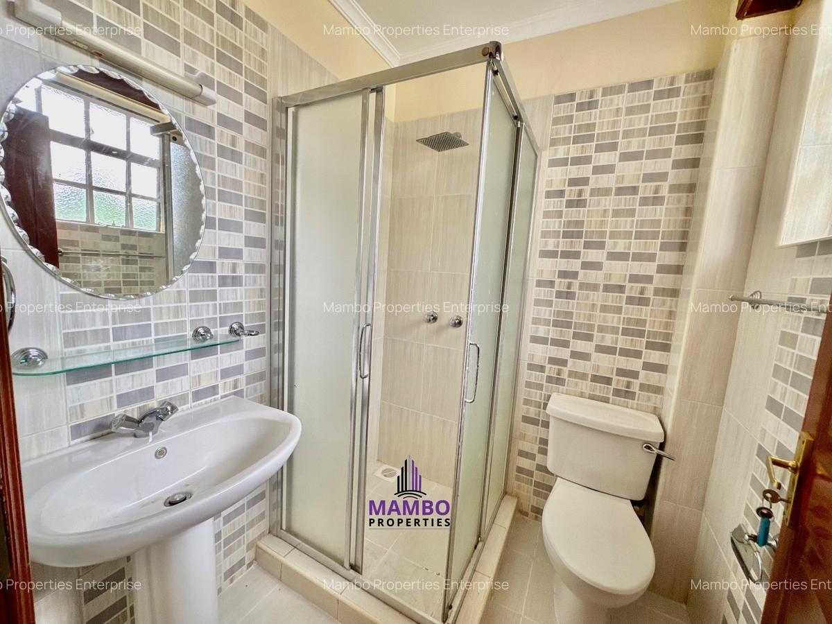 4 Bed Villa with En Suite at Off Red Hill Rd - 17