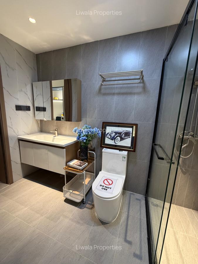 3 Bed Apartment with En Suite at `` - 16