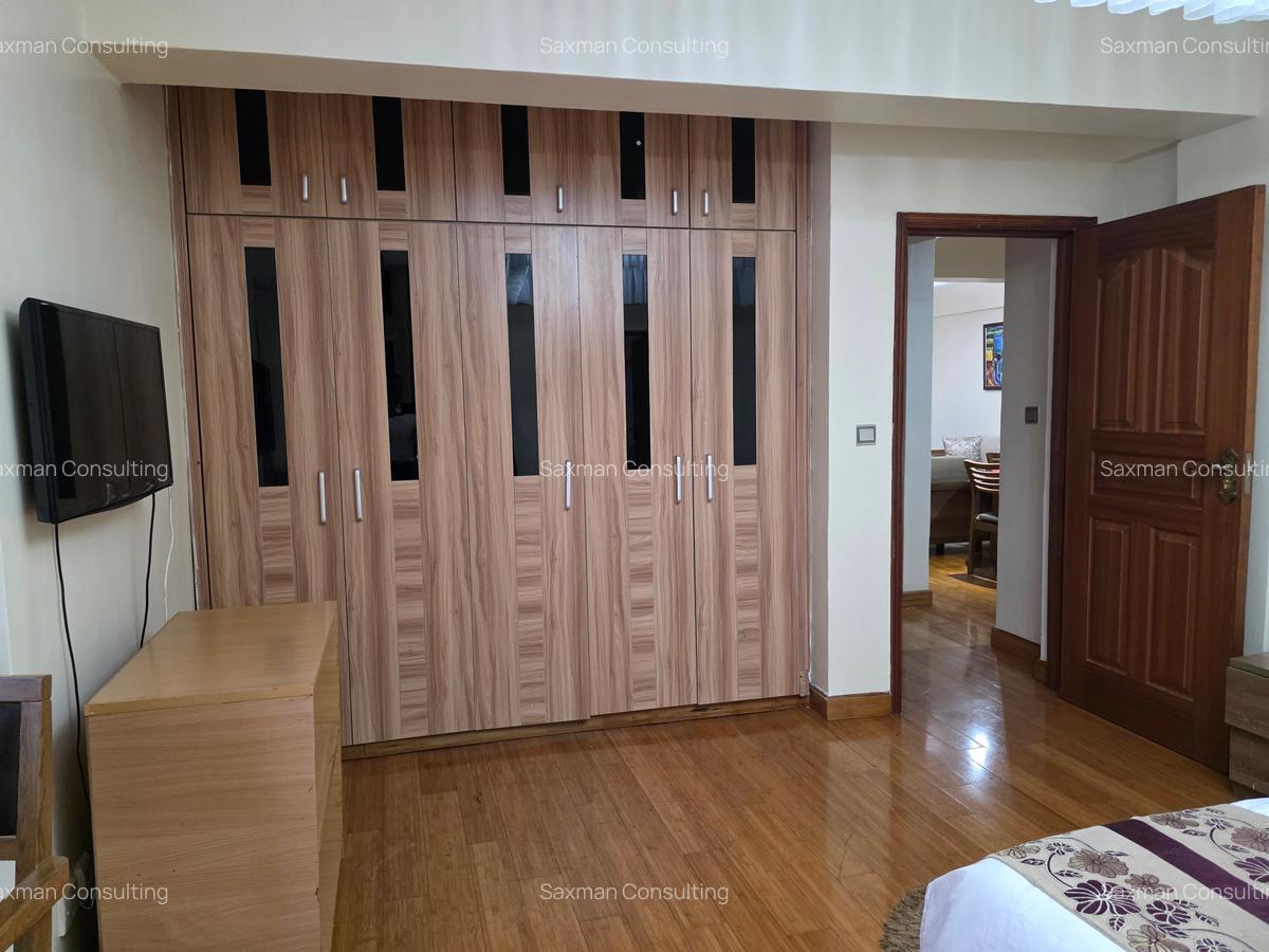 2 Bed Apartment with En Suite in Nyari - 17