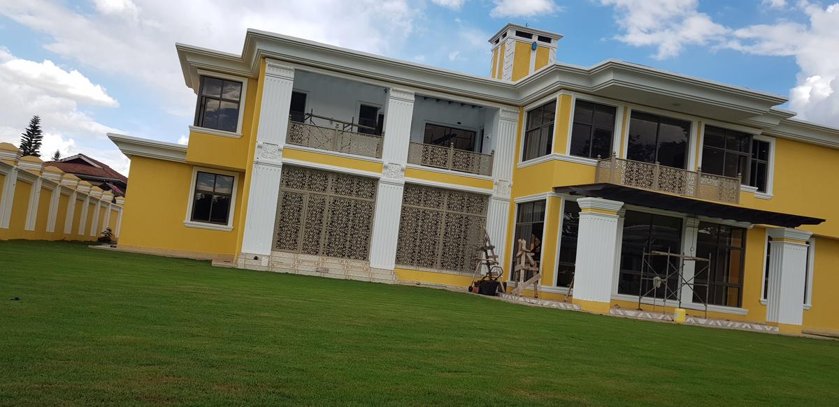 7 Bed House with En Suite at Mimosa Road - 6